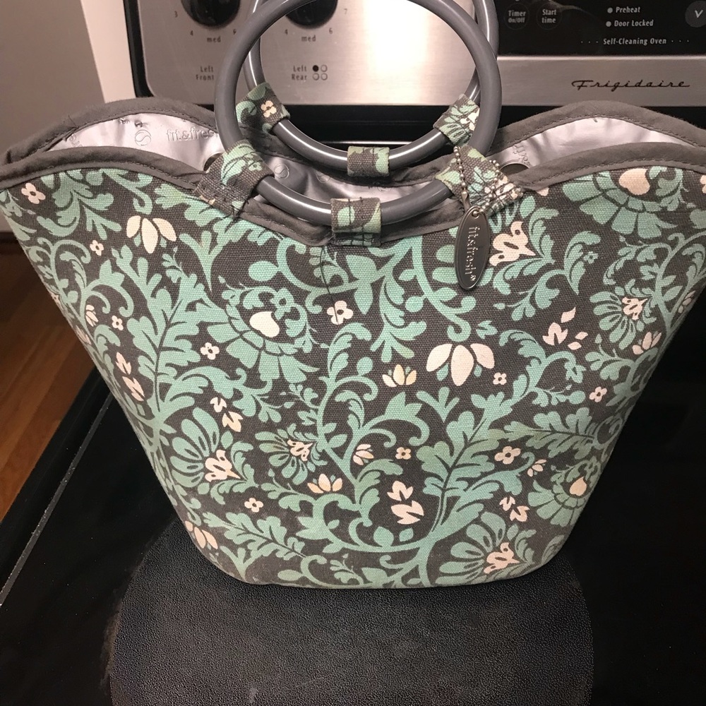 Fit and fresh lunch box